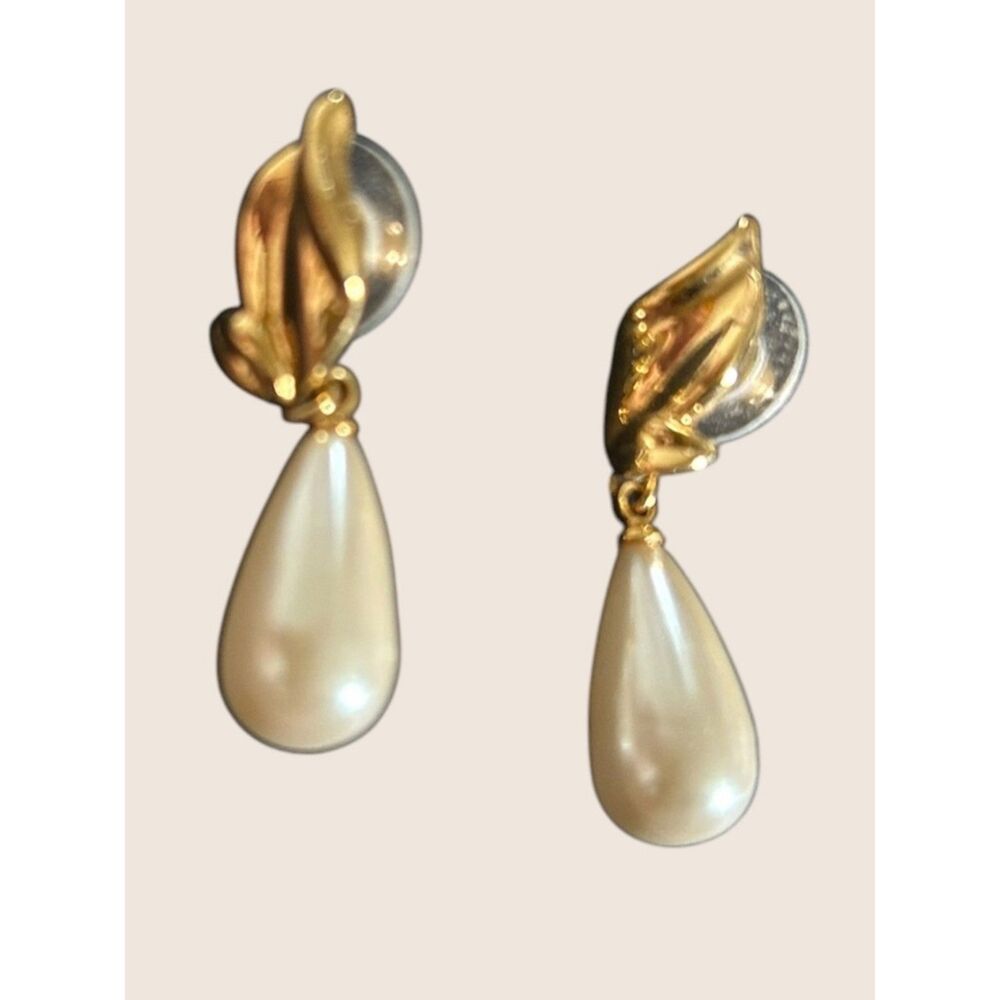 ✨ VTG TEARDROP FAUX PEARL LEAF WAVE DANGLE EARRINGS GOLD TONE BRIDAL PIERCED